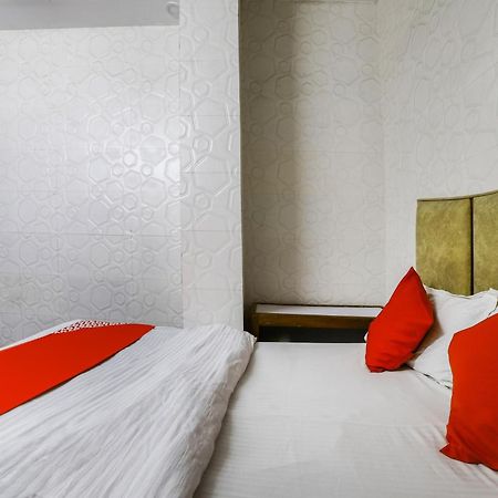 Hotel O Garg Inn New Delhi Exterior photo